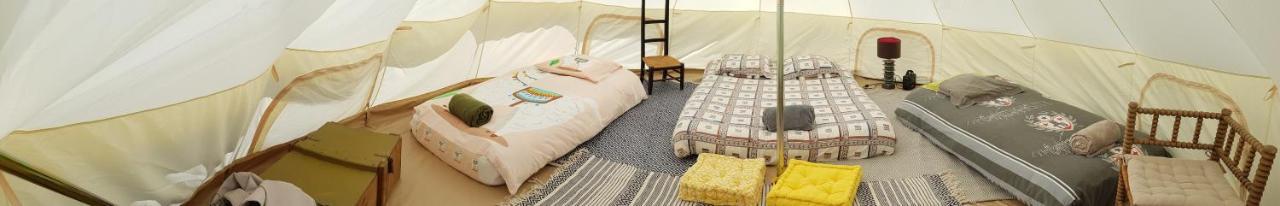 Camping La Petite Houmee Curzay-sur-Vonne Dış mekan fotoğraf